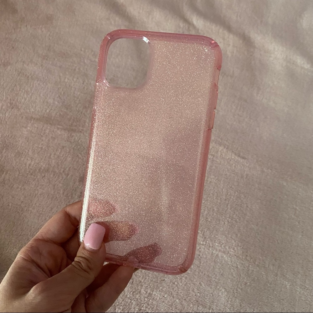 Speck Pink Glitter iPhone 11 Case